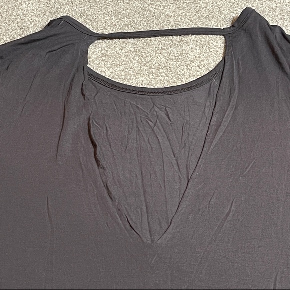 VS PINK Super Soft 3/4 Sleeve Open Back Logo Tee Size Small - Picture 5 of 7